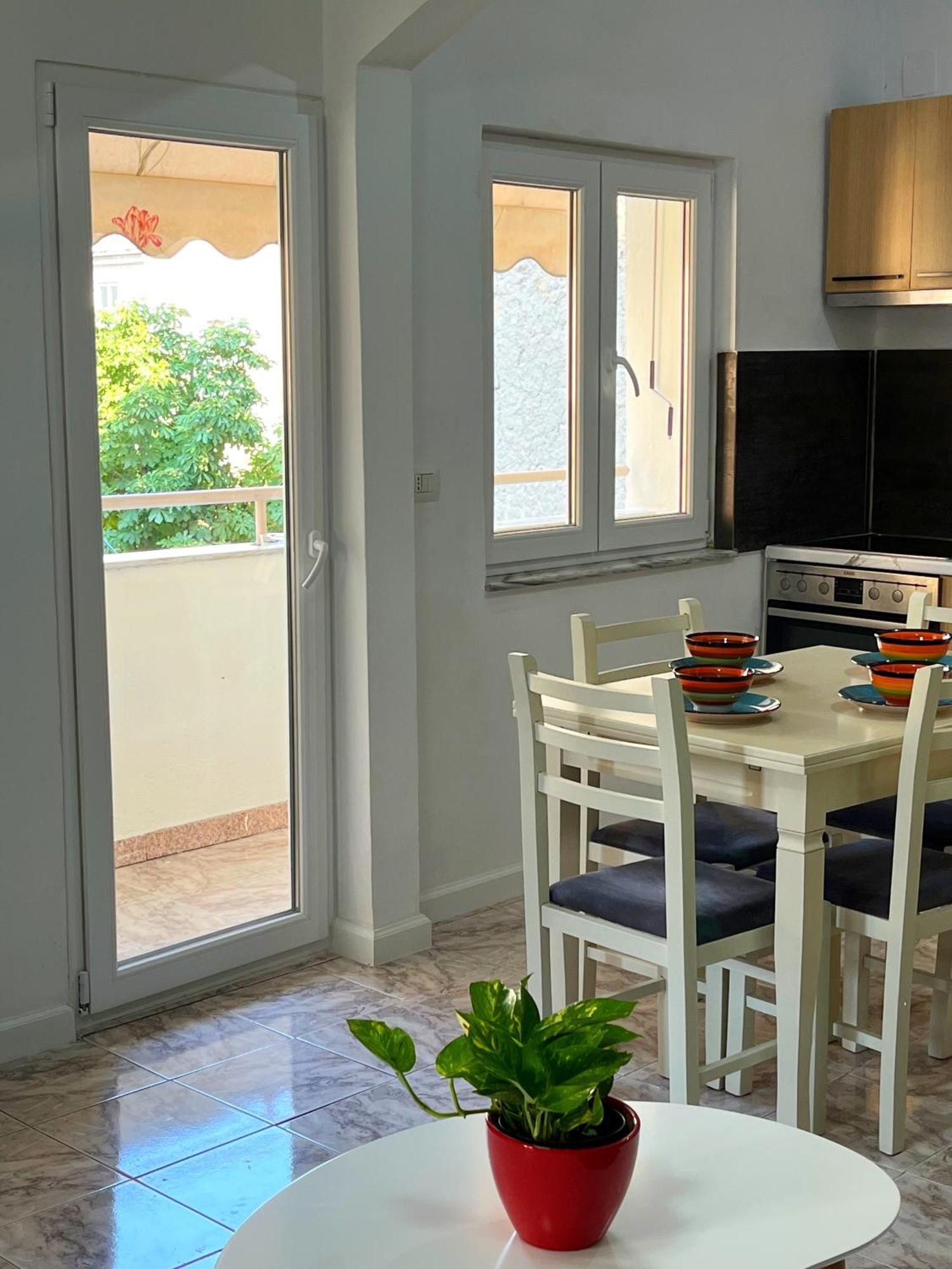 Vibrant & Central Tirana Oasis ภายนอก รูปภาพ